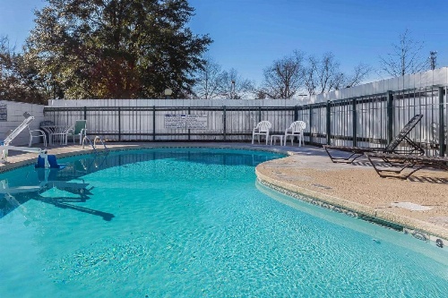 Rodeway Inn Augusta image 12