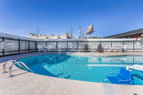 Rodeway Inn Augusta image 7